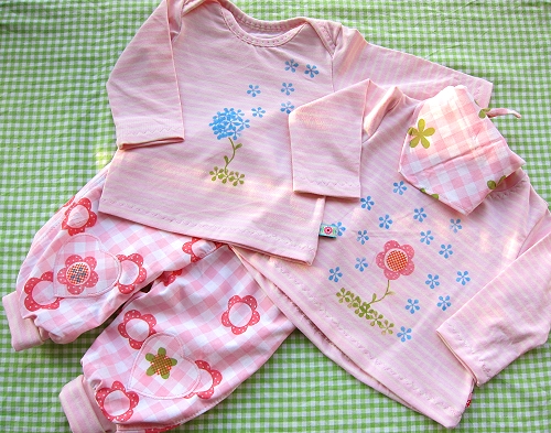 Babysachen selber machen, Anleitung, Schnittmuster, farbenmix Babysachen selber machen, Anleitung, Schnittmuster, farbenmix