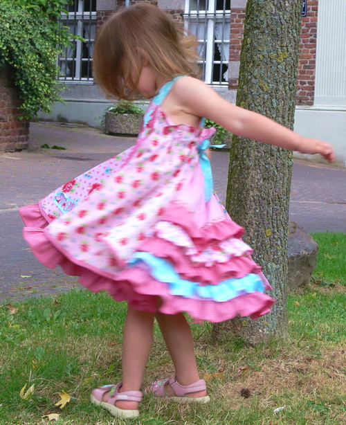 Prinzessinkleid, Schnittmuster FELIZ, farbenmix Prinzessinkleid, Schnittmuster FELIZ, farbenmix
