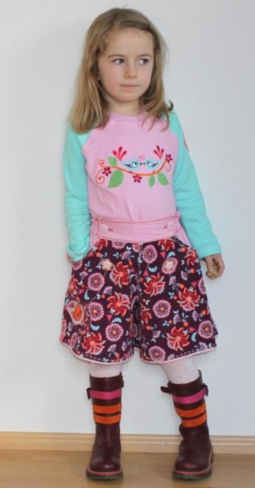 Röcke für starke Mädchen selber nähen - mit dem Hosenrock IDA von farbenmix 